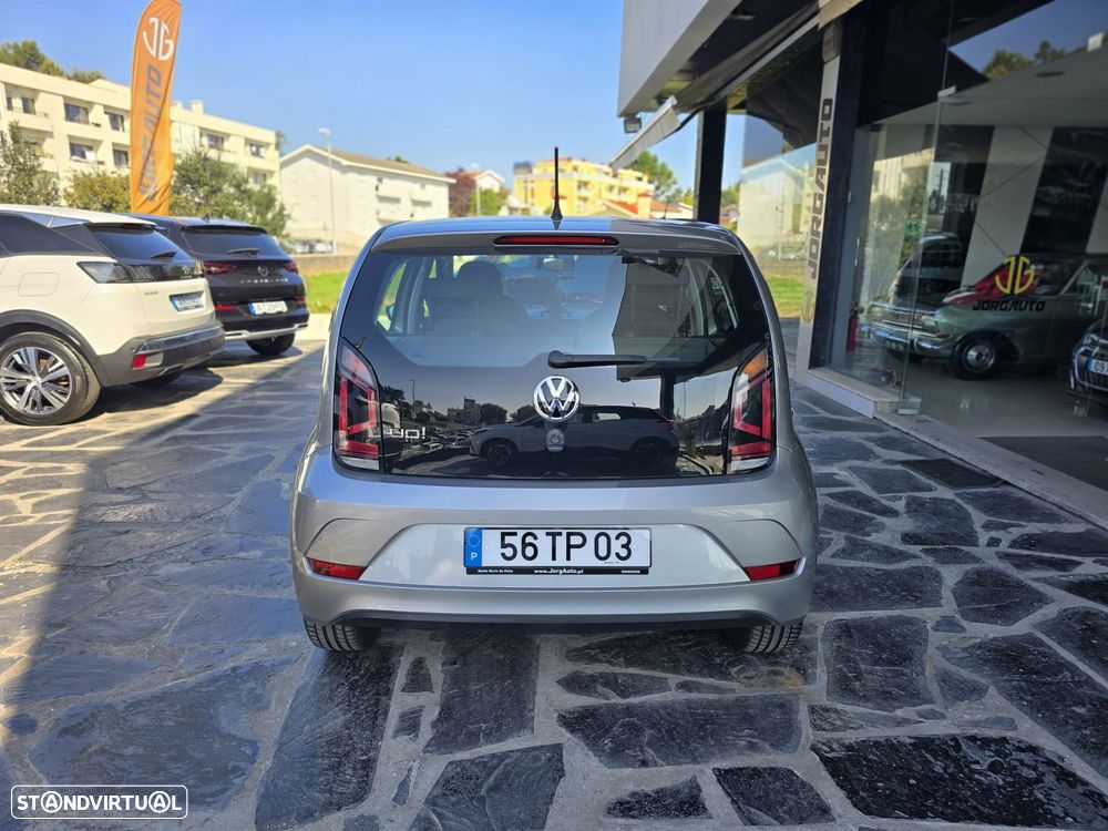 VW Up! - 8