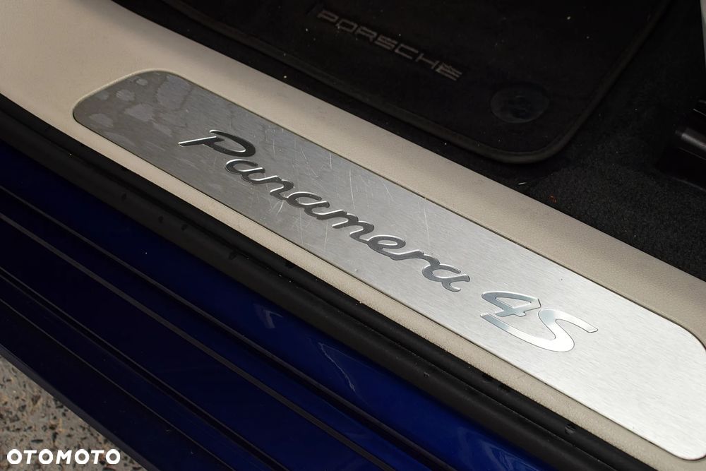 Porsche Panamera 4S E-Hybrid - 27