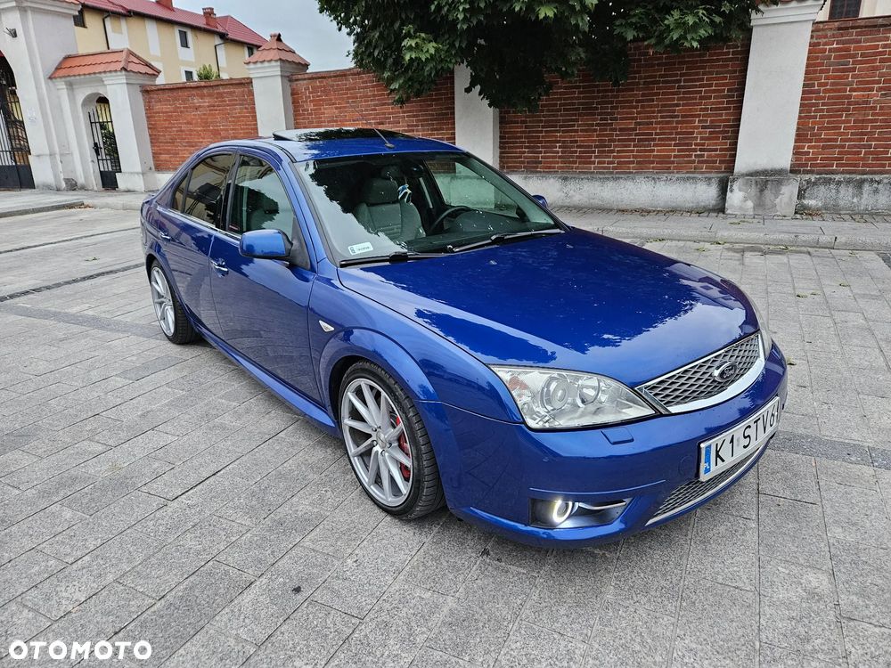 Ford Mondeo - 10