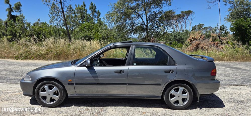 Honda Civic 1.6 VTi - 4