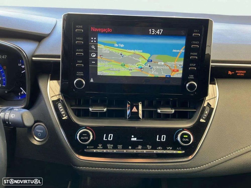 Toyota Corolla Touring Sports 1.8 Hybrid Comfort+P.Sport - 11