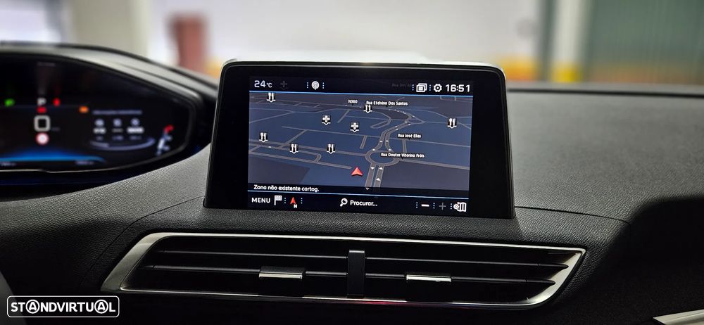Peugeot 3008 BlueHDi 130 Stop & Start EAT8 Allure Pack - 21