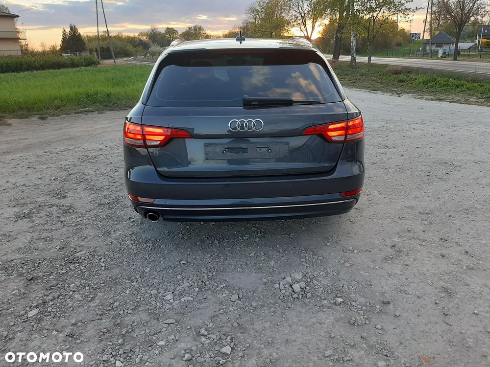 Audi A4 Avant 2.0 TDI ultra S tronic sport - 10