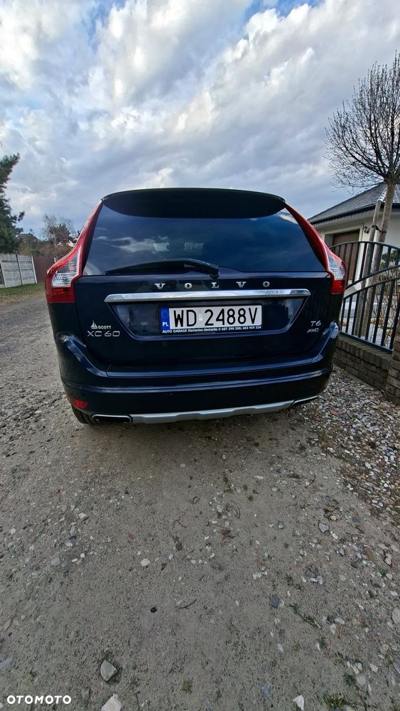Volvo XC 60 T6 Geartronic Momentum - 4