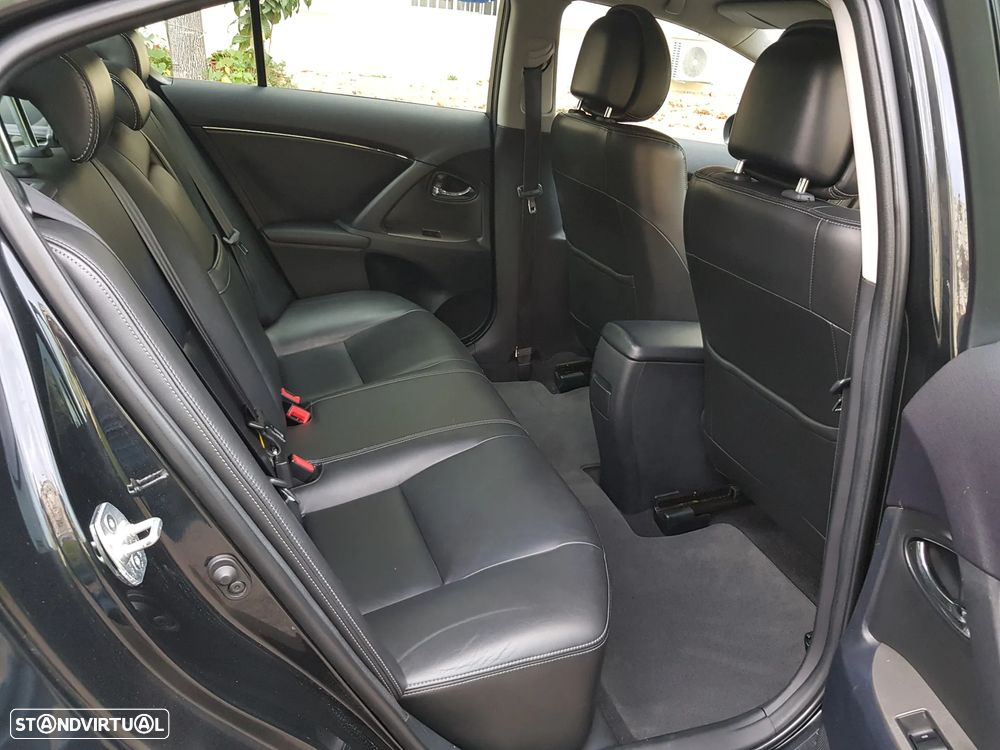 Toyota Avensis SD 2.0 D-4D Exclusive +Pele+GPS - 33