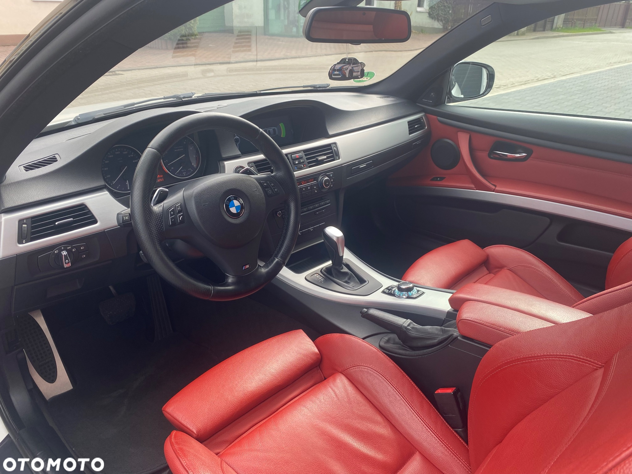 BMW Seria 3 335i xDrive Coupe - 16