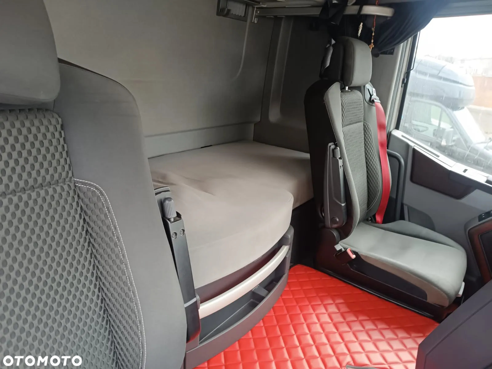 Renault T 380 Comfort, 125 Years Renault Truck - 17