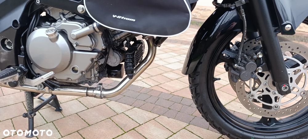 Suzuki V-STROM - 27