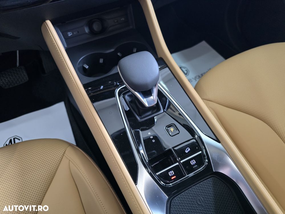 MG HS 1.5 T-GDi HEV Exclusive - 29