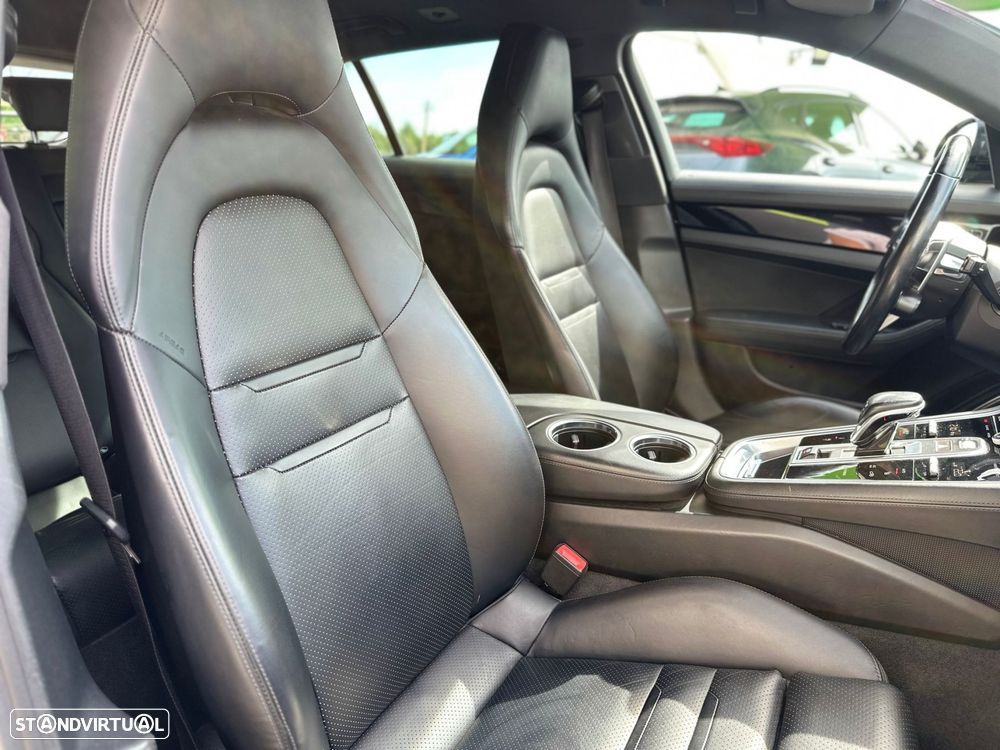 Porsche Panamera Sport Turismo - 14