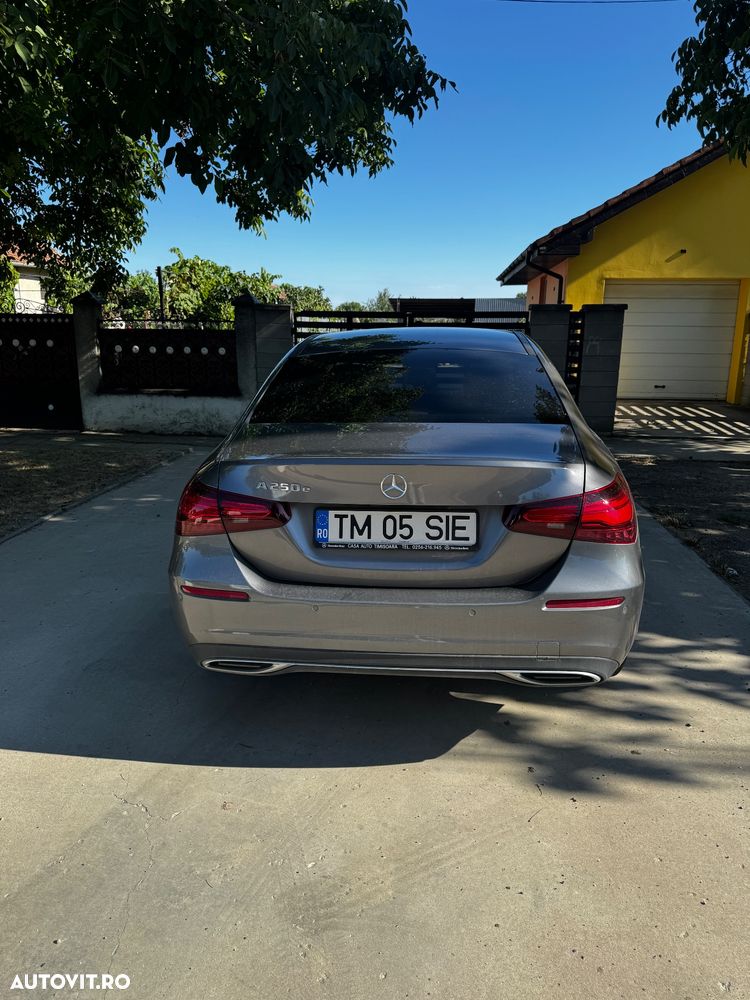 Mercedes-Benz A 250 e 8G-DCT - 4