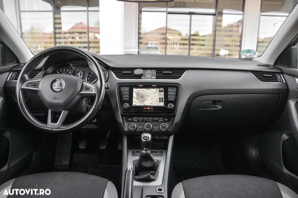 Skoda Octavia 2.0 TDI 4X4 Clever - 5