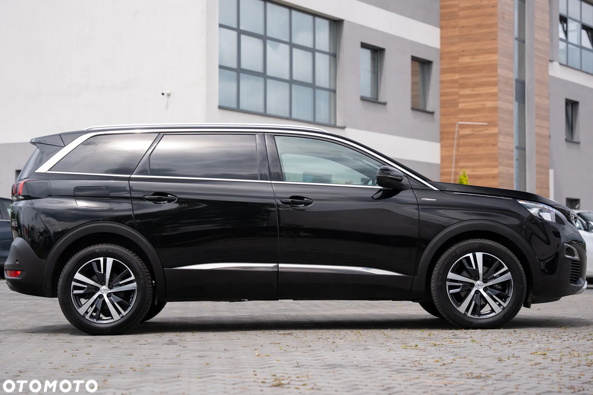 Peugeot 5008 1.6 PureTech GT Line S&S EAT8 - 14