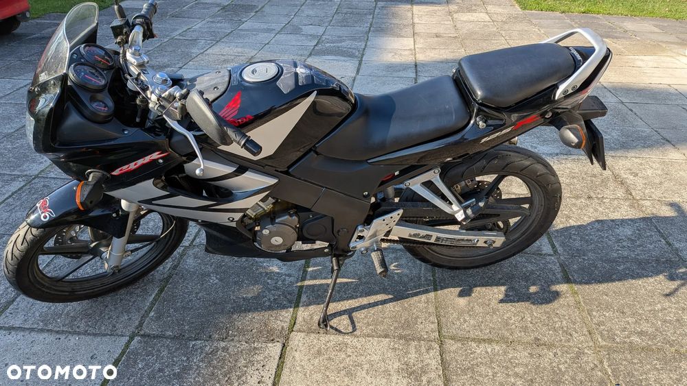 Honda CBR - 1