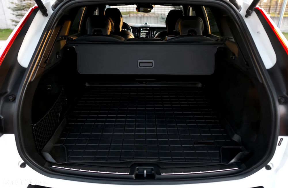 Volvo XC 60 - 40