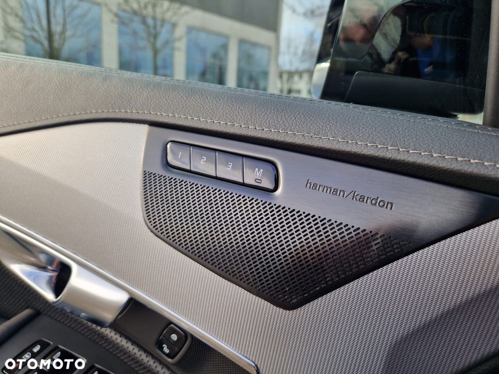 Volvo XC 90 B5 D AWD Ultimate Dark 7os - 20