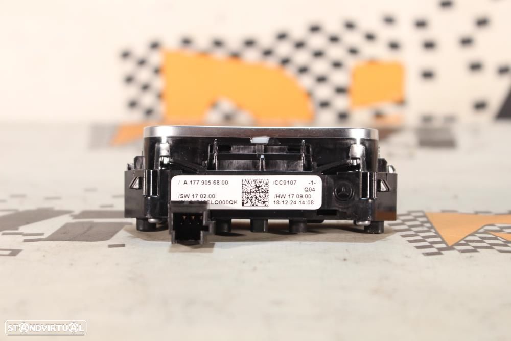 Comutador / Botão Mercedes-Benz A-Class (W177)  A1779056800 / Comando - 2