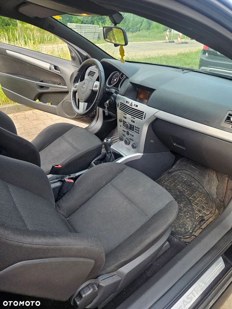 Opel Astra 1.8 Sport - 9
