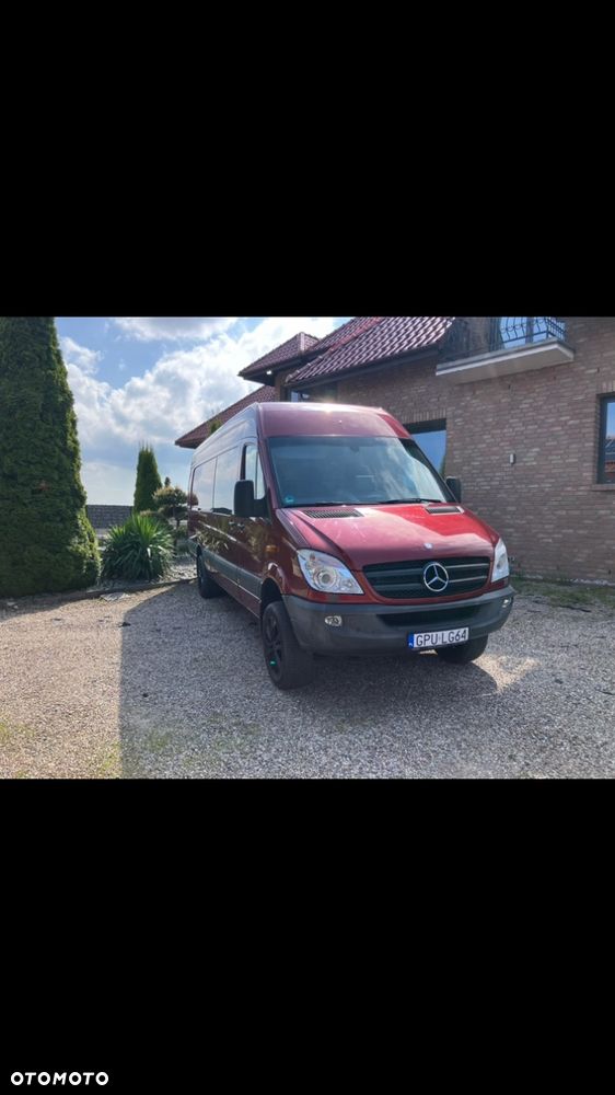Mercedes-Benz Sprinter 319  3.0 V6 4x4 - 2
