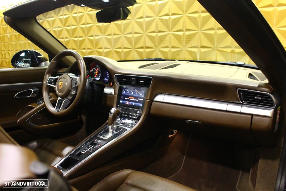Porsche 911 (991) Carrera 4S Cabriolet PDK - 15