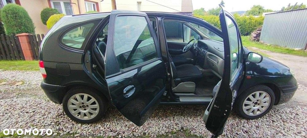 Renault Scenic - 4