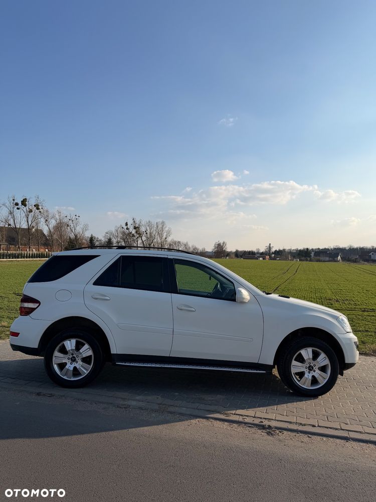 Mercedes-Benz ML - 16