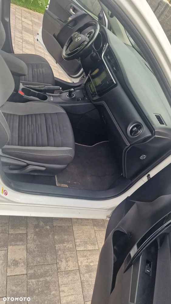 Toyota Auris Hybrid 135 Freestyle - 20