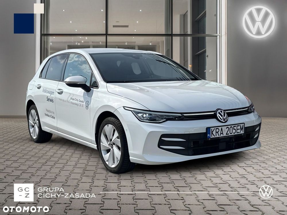 Volkswagen Golf - 8