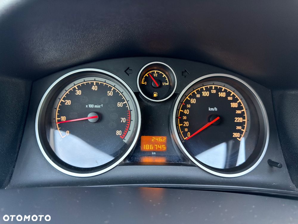 Opel Astra 1.6 Sport - 8
