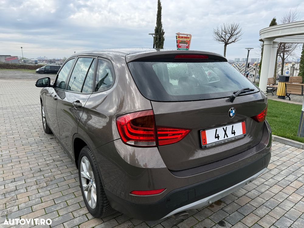 BMW X1 xDrive18d Aut. Sport Line - 11