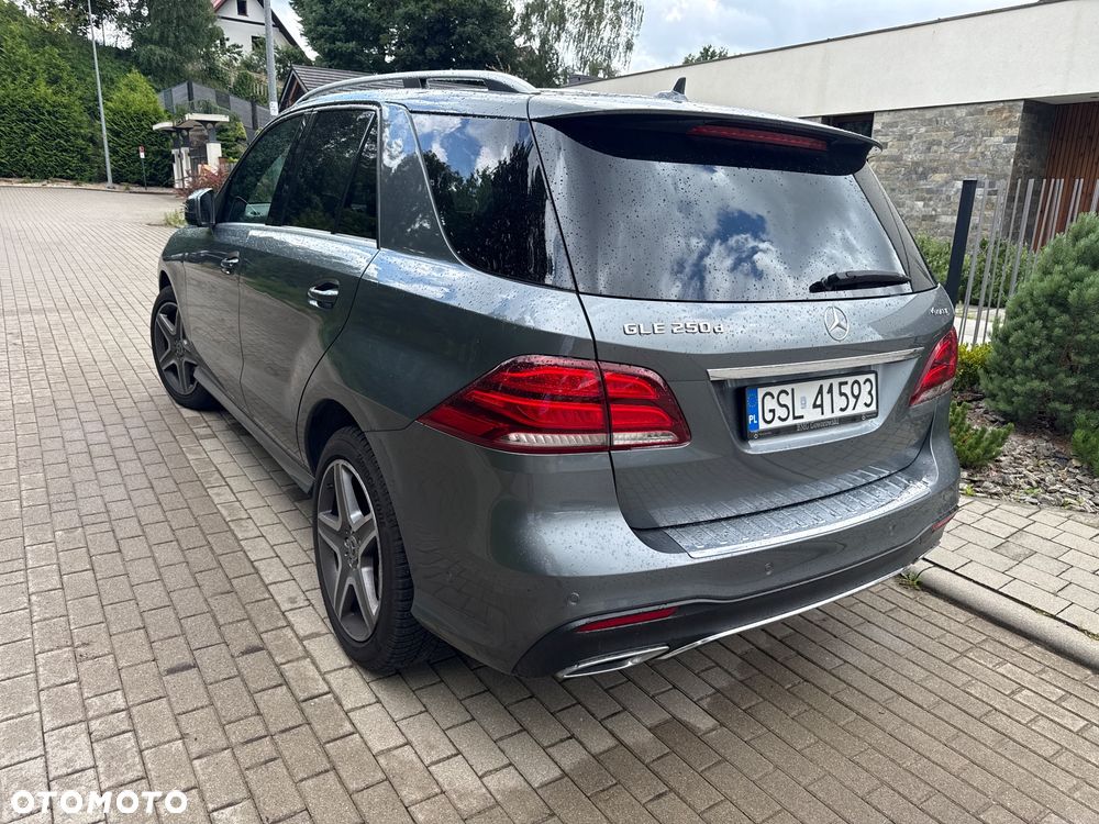 Mercedes-Benz GLE 250 d 4-Matic - 5
