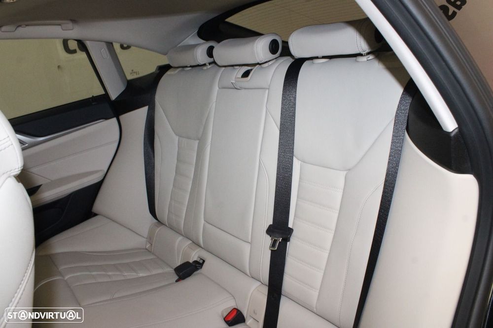 BMW i4 eDrive40 - 37