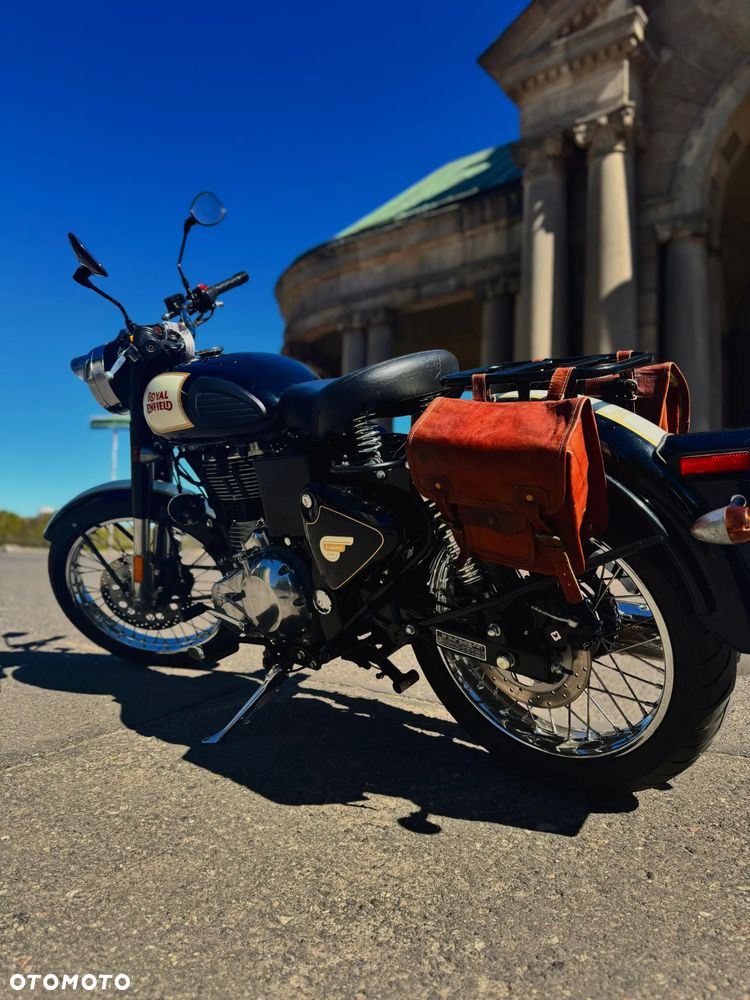 Royal Enfield Classic - 4