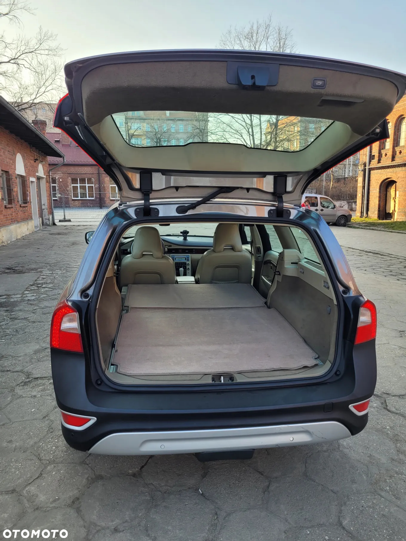 Volvo XC 70 - 14