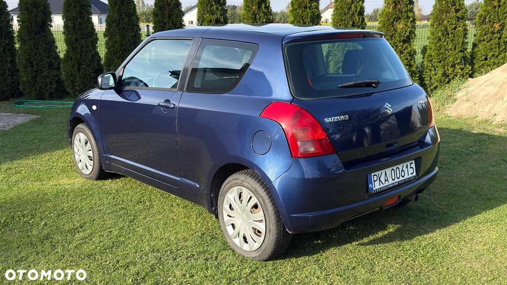 Suzuki Swift 2007 photo 5