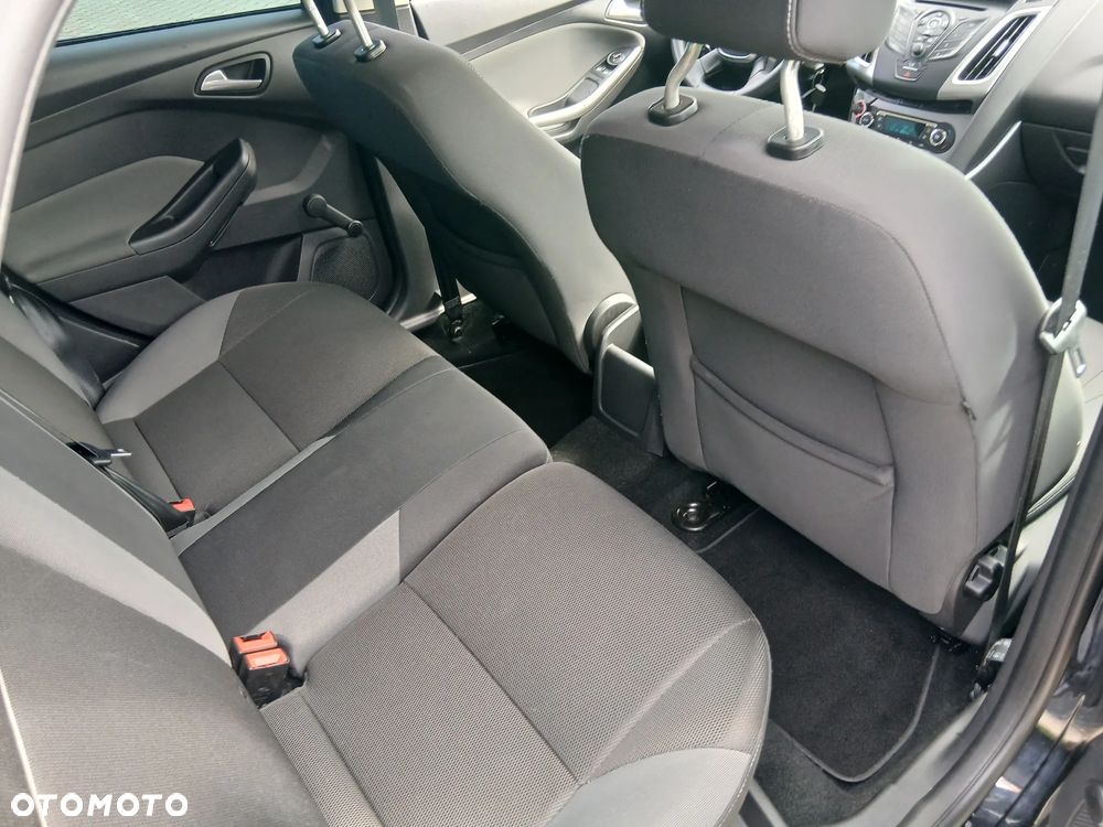 Ford Focus 1.6 TDCi Ambiente - 28