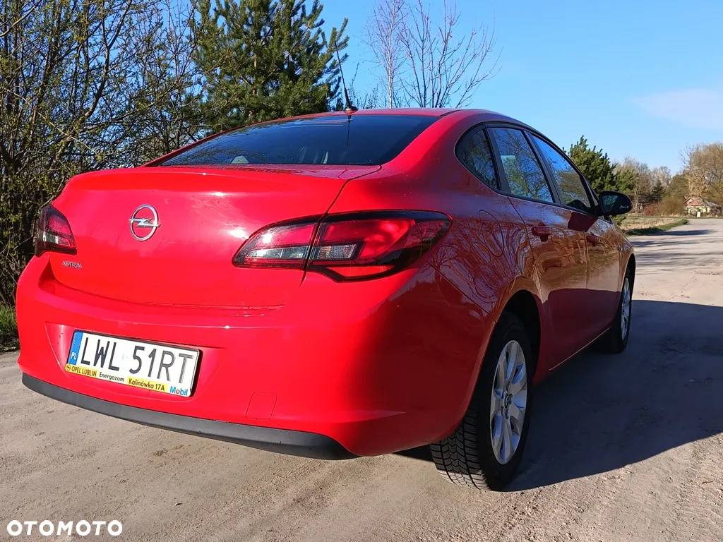 Opel Astra IV 1.6 Active EU6 - 8