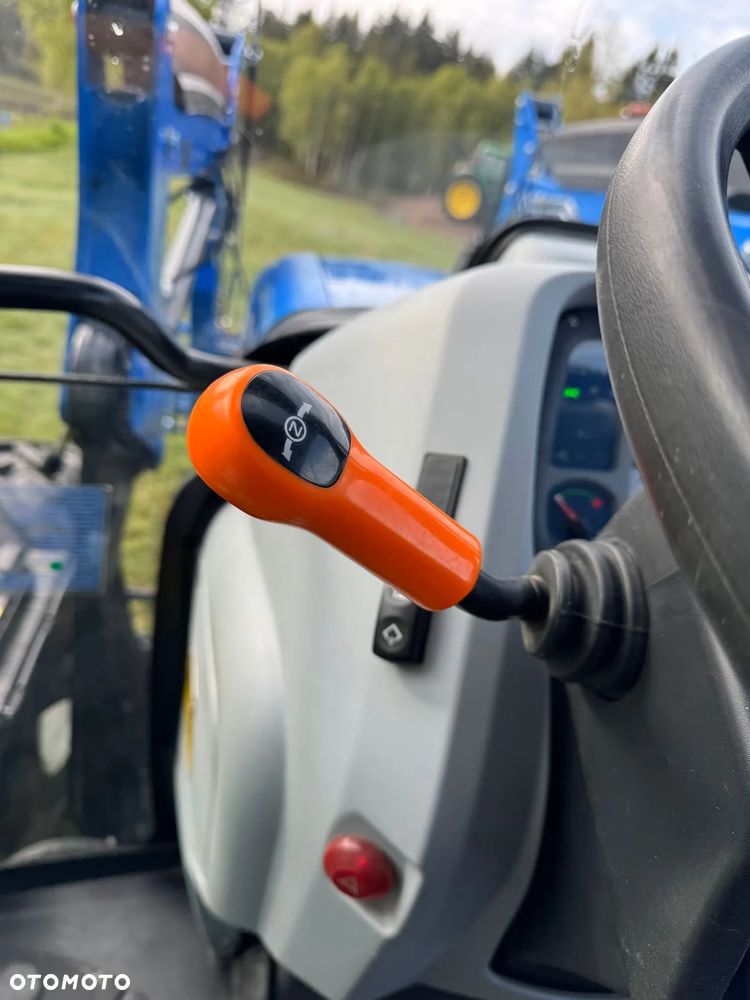 New Holland T4 75S Kompletny i Elegancki - 17