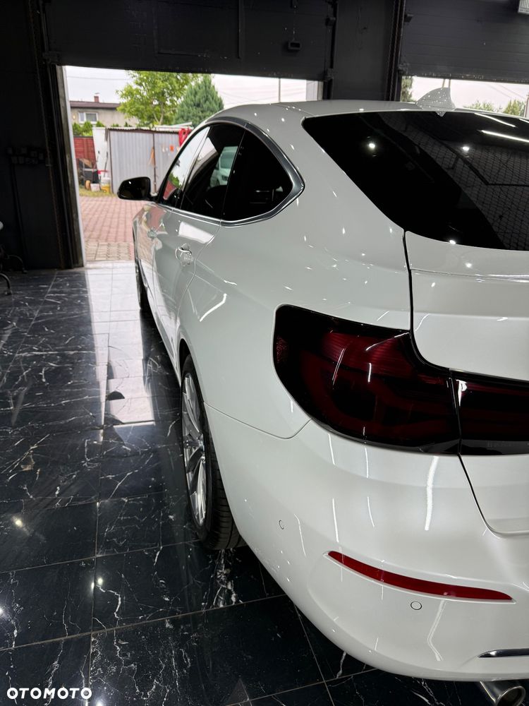 BMW 3GT 320d xDrive Luxury Line - 30