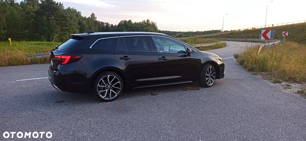 Toyota Corolla 1.8 Hybrid Executive - 2