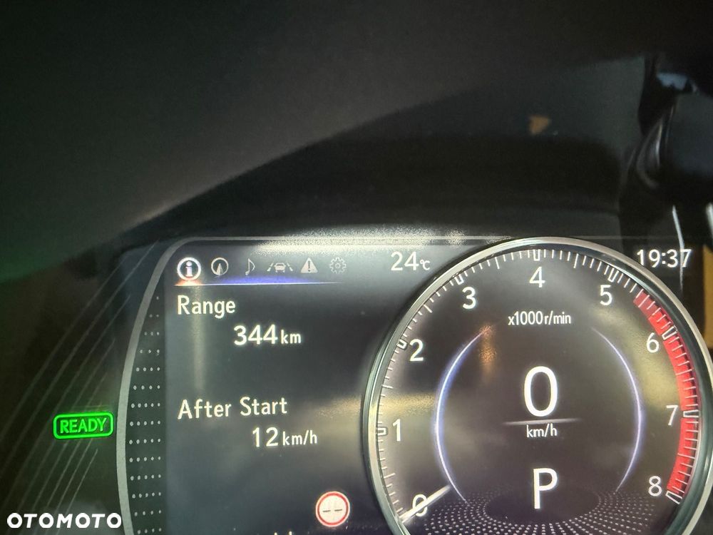Lexus ES 300h Business Edition - 26