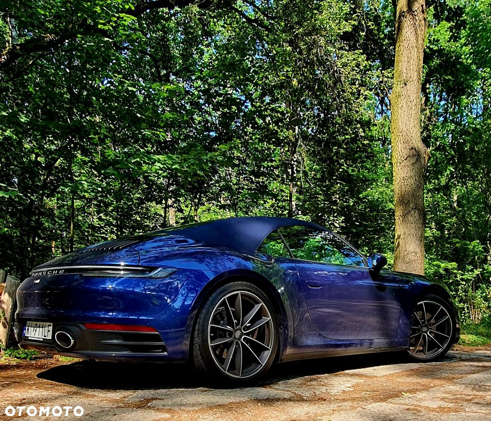Porsche 911 Carrera 4 - 2