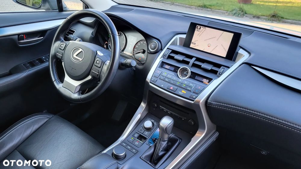 Lexus NX 200t Comfort AWD - 20