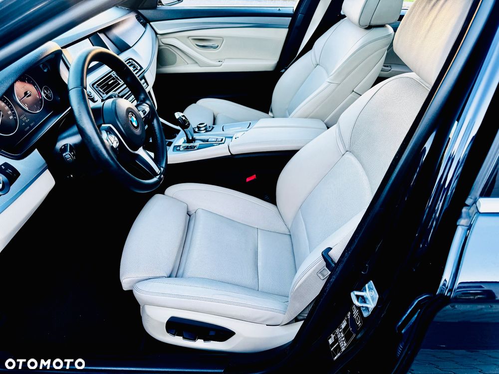 BMW Seria 5 520d Touring - 22