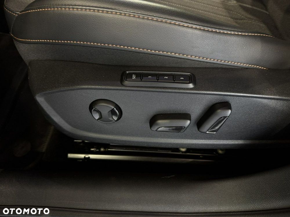 Cupra Formentor - 18