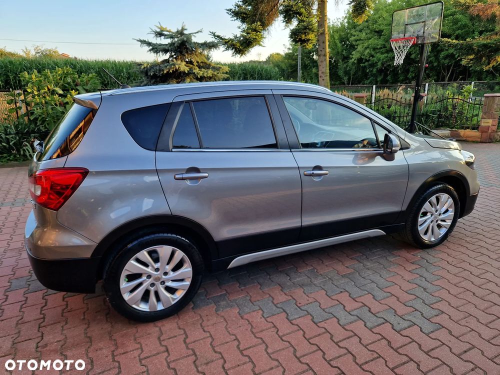 Suzuki SX4 S-Cross 1.4 T Elegance 4WD - 36