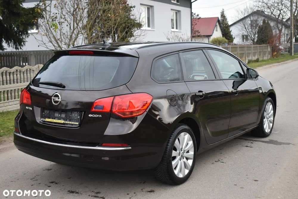 Opel Astra 1.4 Turbo Cosmo - 17