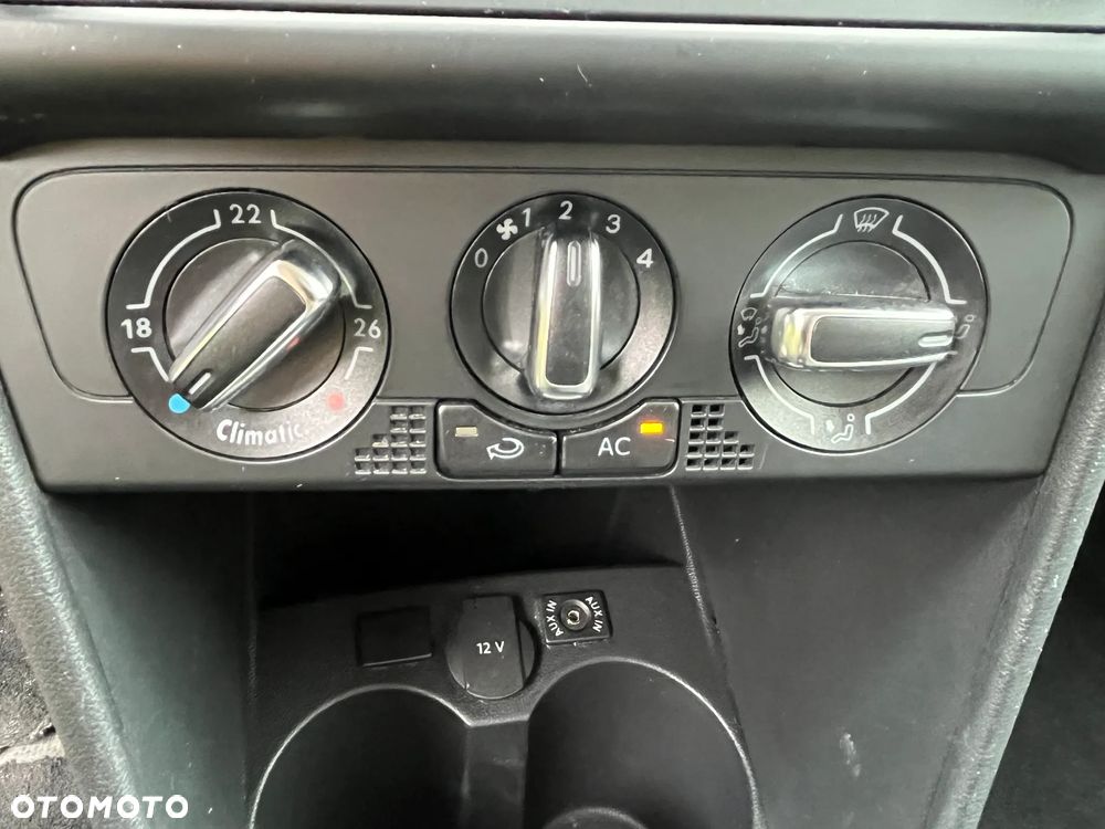 Volkswagen Polo - 24