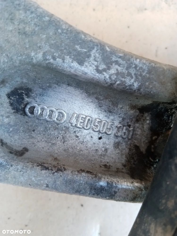 Wahacz prawy tył tylny VW Phaeton 4E0505361 - 4