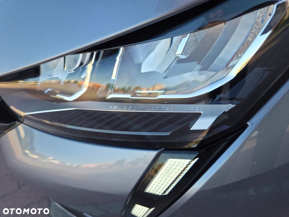 Peugeot 308 - 18